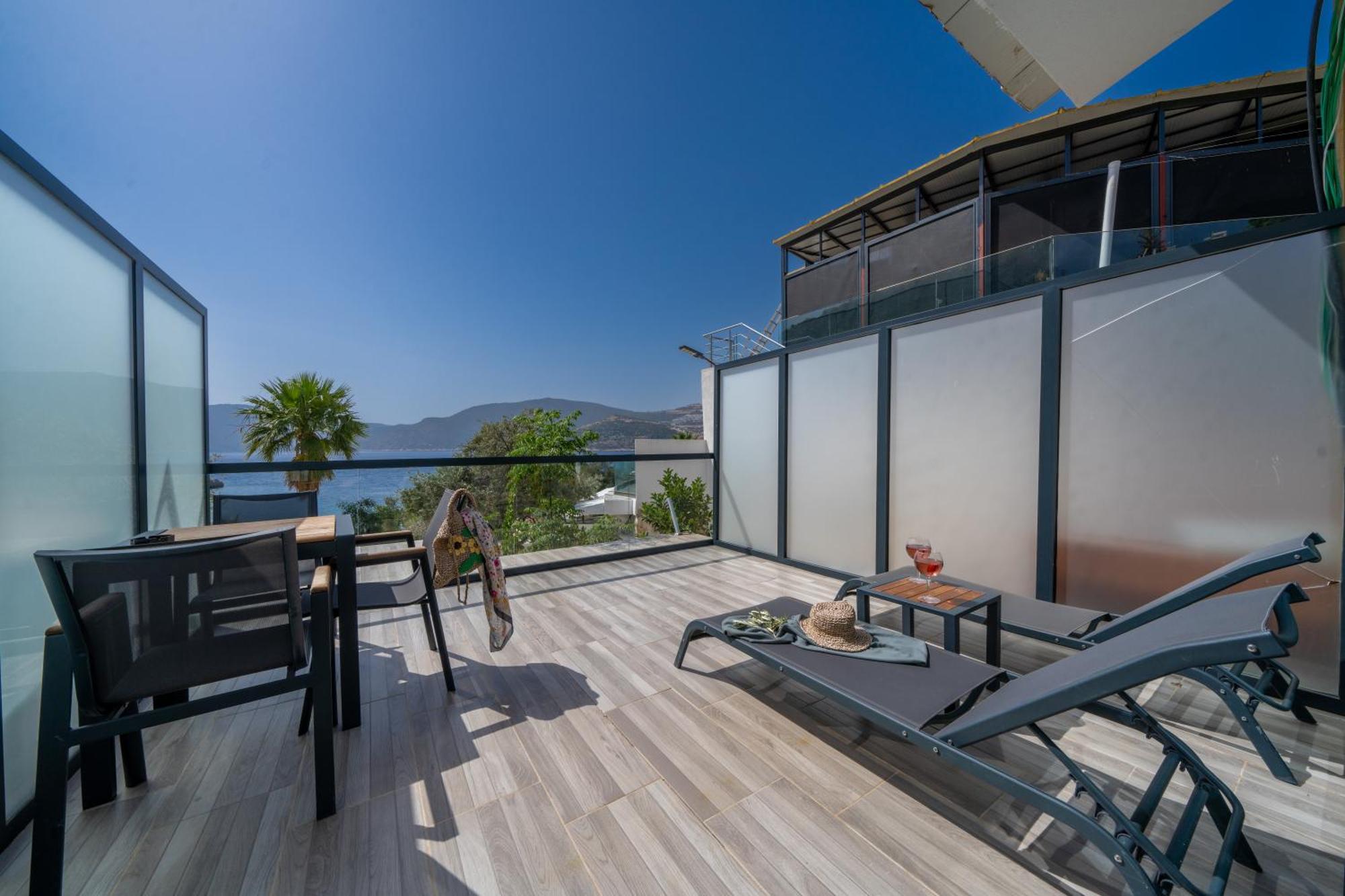 Kalkan Beach Park Hotel Kas Exterior photo