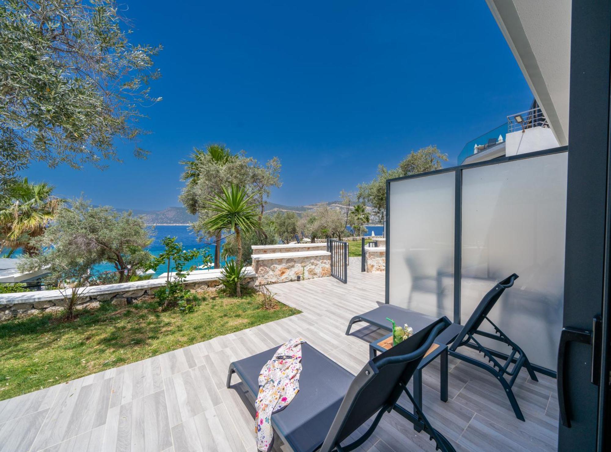 Kalkan Beach Park Hotel Kas Exterior photo