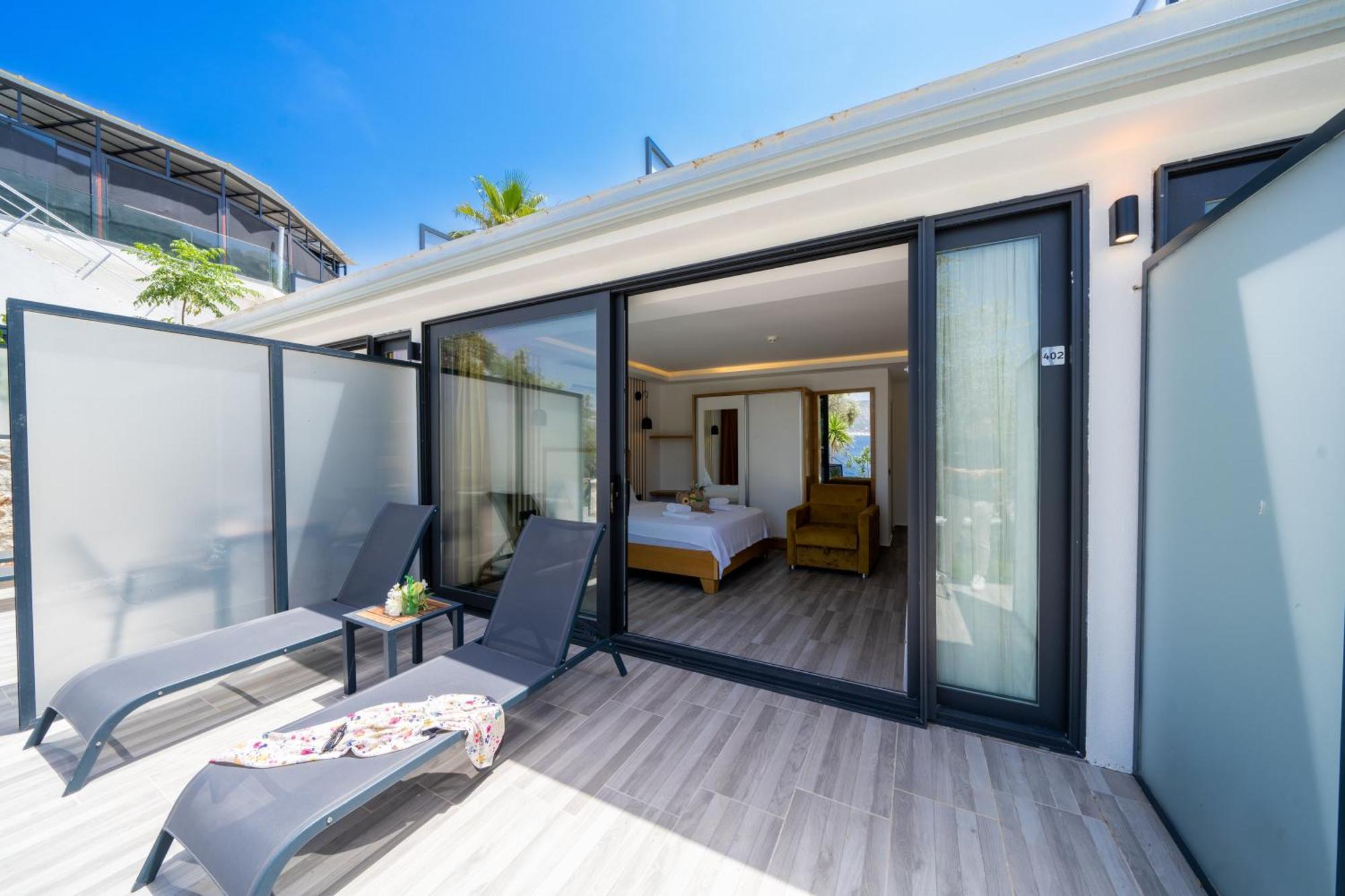 Kalkan Beach Park Hotel Kas Exterior photo