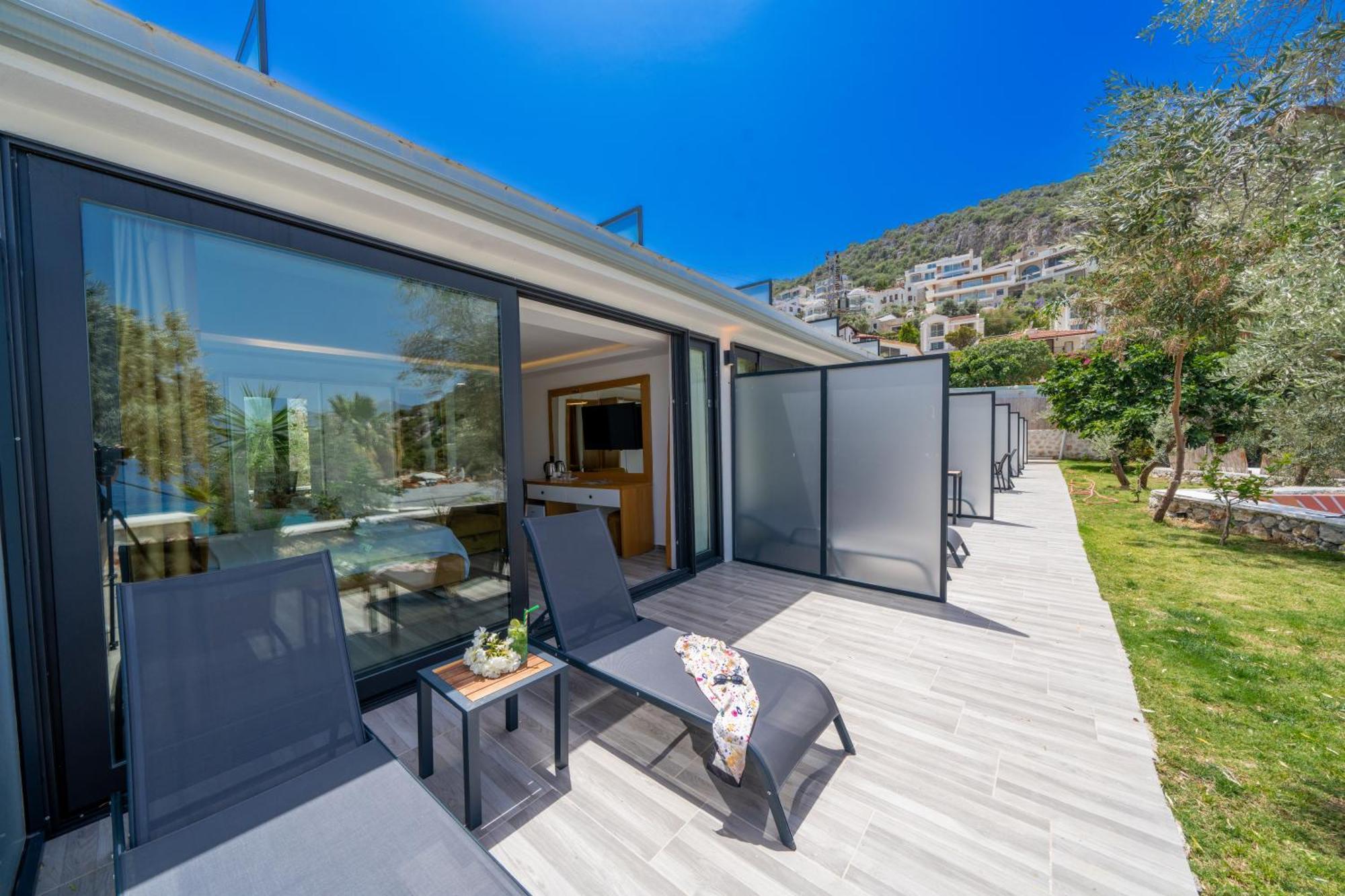 Kalkan Beach Park Hotel Kas Exterior photo