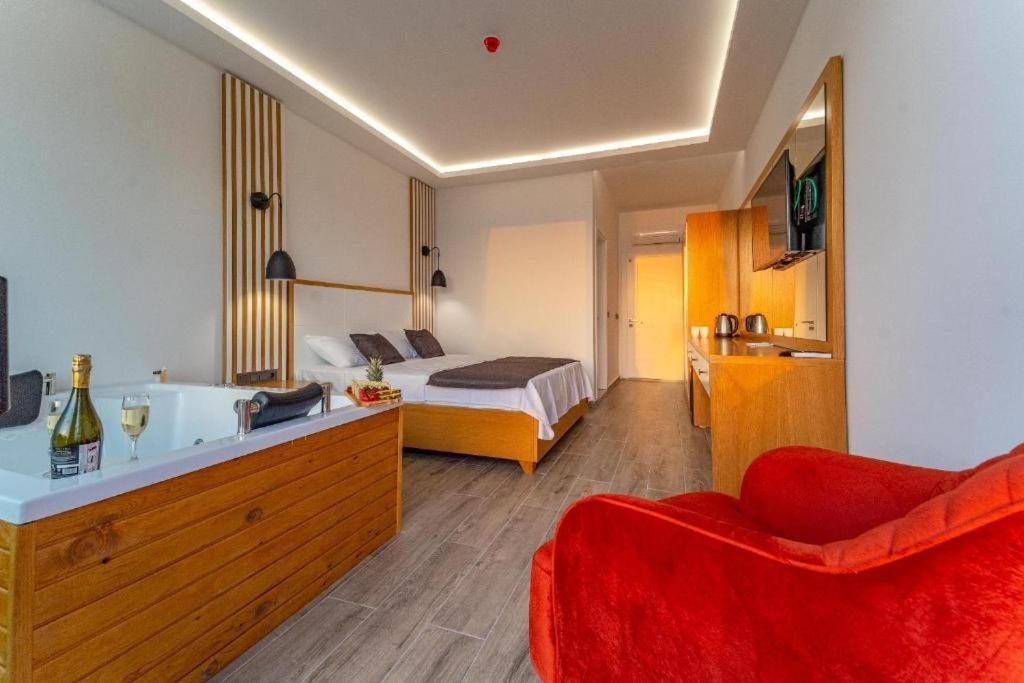 Kalkan Beach Park Hotel Kas Exterior photo